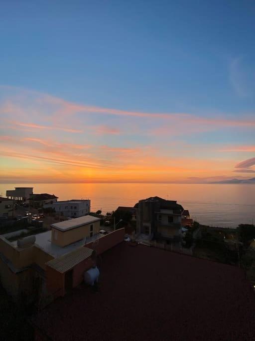 Casa Vacanze Al Civico 72 피조 외부 사진