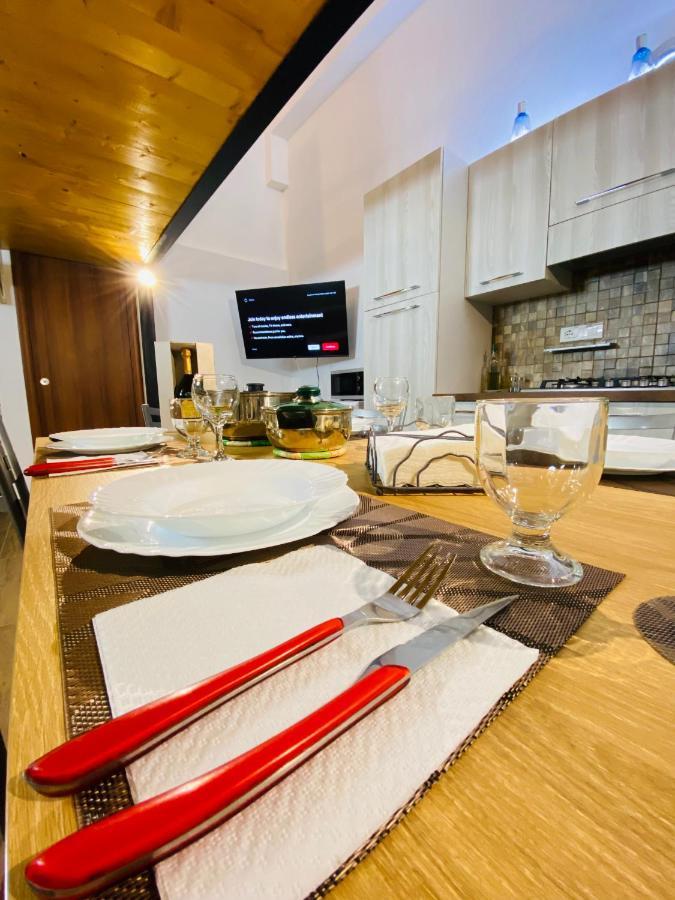 Casa Vacanze Al Civico 72 피조 외부 사진