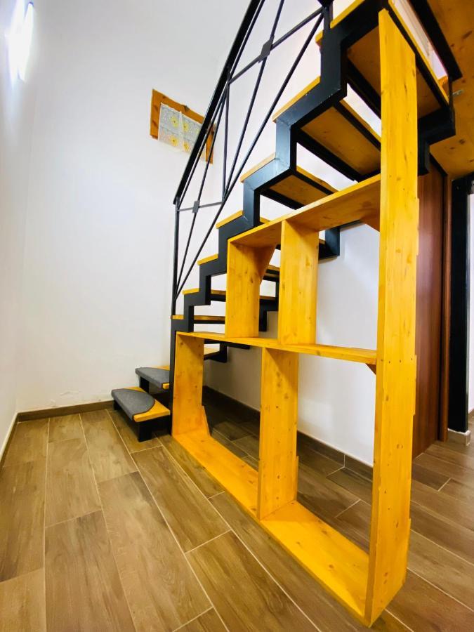 Casa Vacanze Al Civico 72 피조 외부 사진